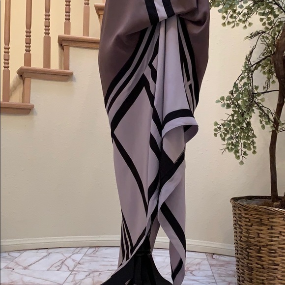 BCBGMaxazria Dress - Picture 4 of 8